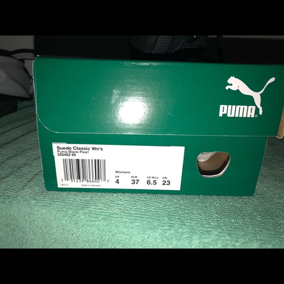 Puma Suede Black & Pale Pink - Picture 4 of 4